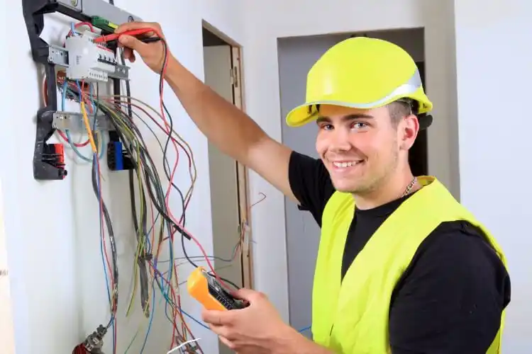 elektricien Schimmert